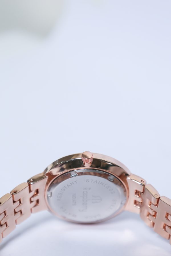 M8 (Rose Gold White)